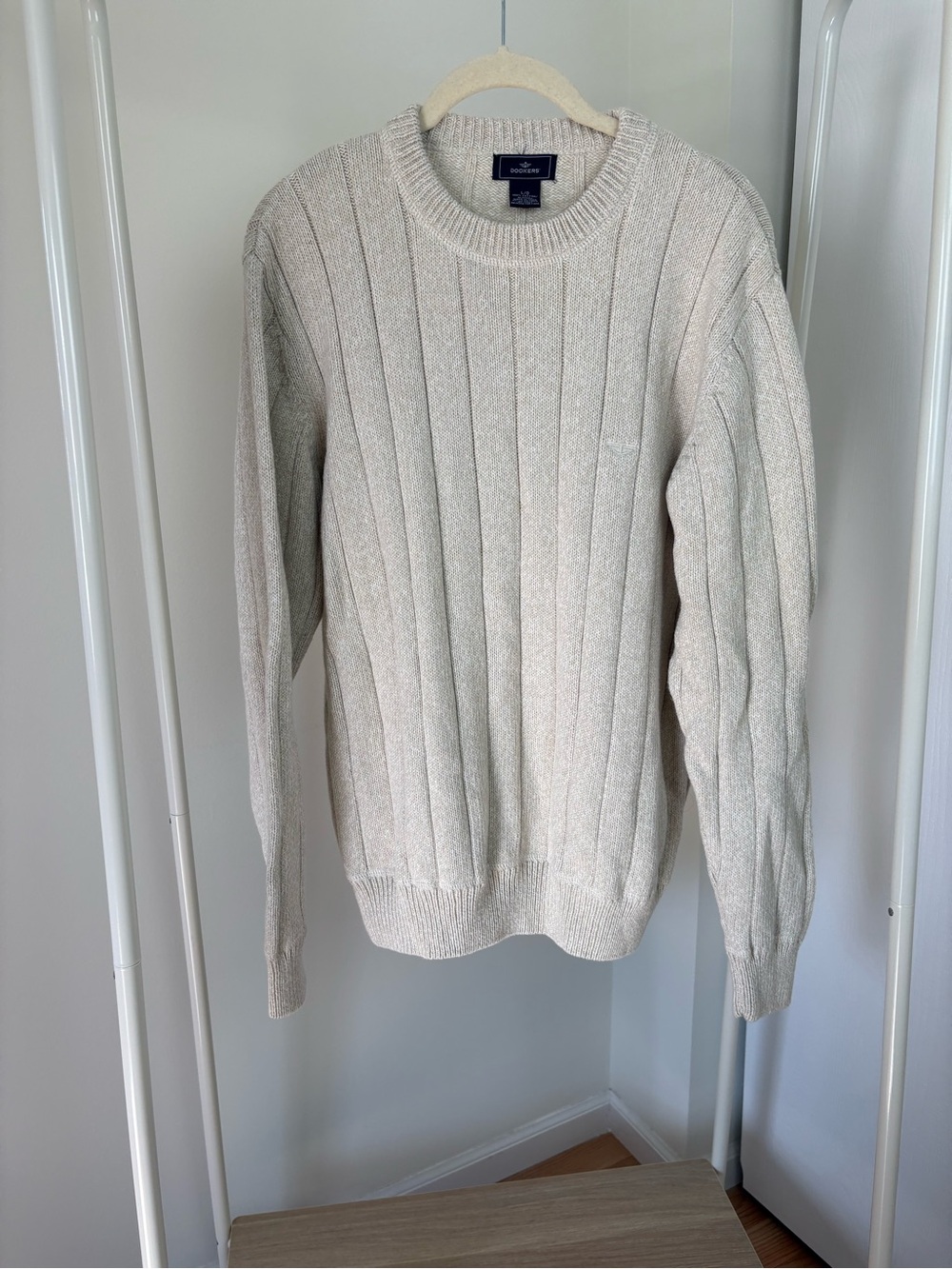 Docker’s Men's Cream  / Oatmeal Cable Knit Crewneck Sweater